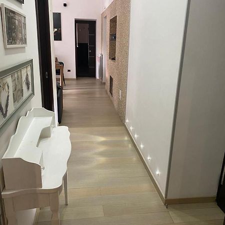 Casa Vacanza Pucchiell Appartement Napels Buitenkant foto
