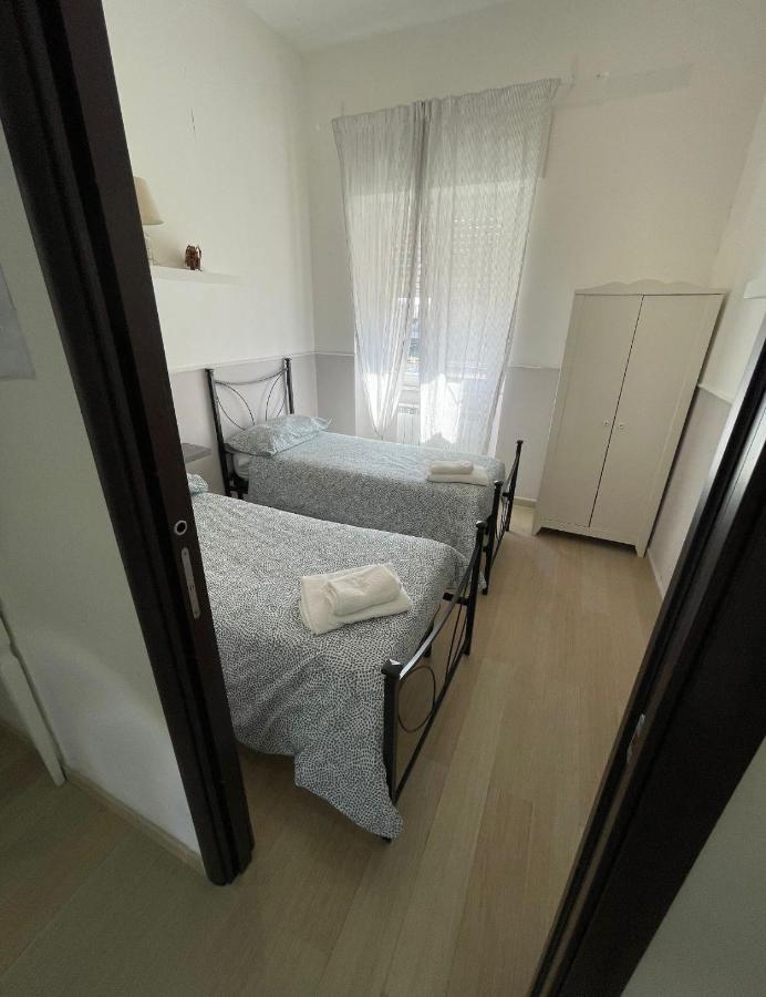Casa Vacanza Pucchiell Appartement Napels Buitenkant foto