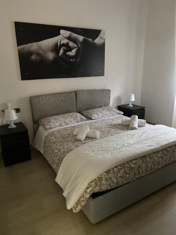 Casa Vacanza Pucchiell Appartement Napels Buitenkant foto